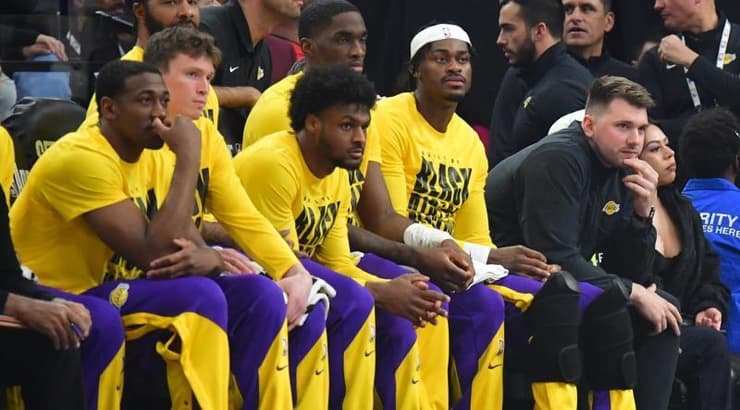 דונצ'יץ' על ספסל הלייקרס