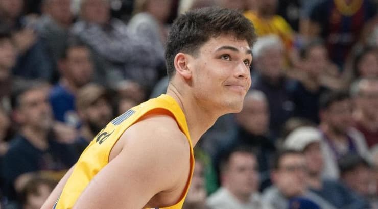 עומר מאייר (אלעד גולדשטיין, מכבי ת"א) עומר מאייר