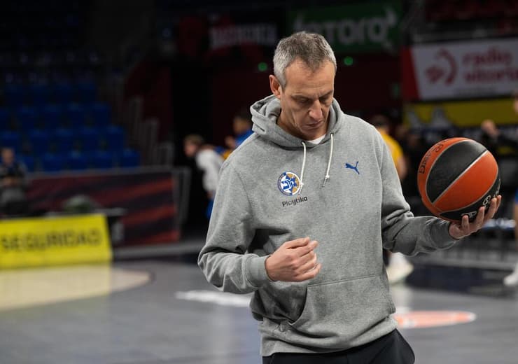 קטש באימון בוויטוריה, אתמול (צילום: אלעד גולדשטיין, מכבי ת"א) קטש