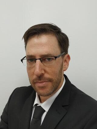 עו"ד אסף זהר