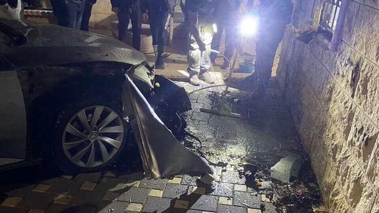 זירת  זריקת הרימון לעבר ביתו של מהנדס עיריית אום אלפחם