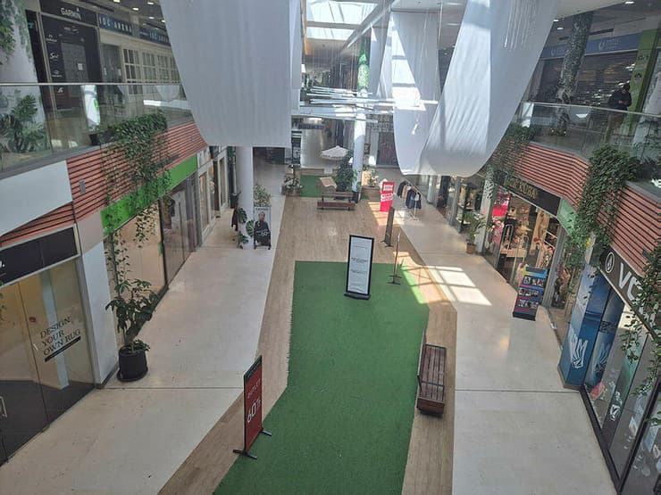 קניון ארנה בהרצליה (צילום: יריב כץ) קניון ארנה בהרצליה