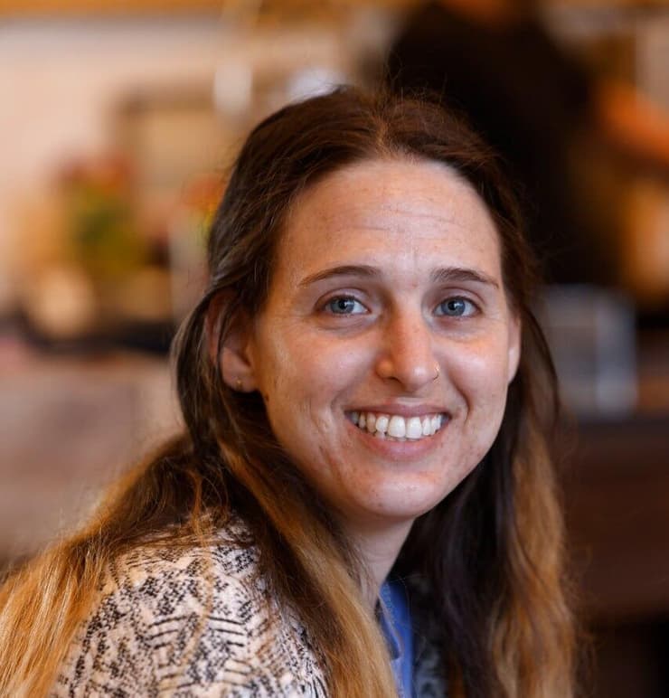 דורון שטיינברכר ואביה רוני בכפר המכביה