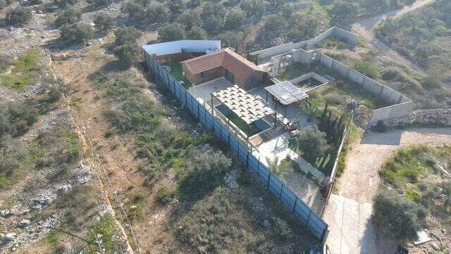  מתחמי יוקרה במרחב קו התפר 