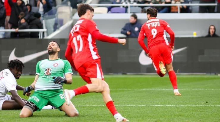 מילאן מקאריץ' חוגג, שחקני הפועל רמת גן מתוסכלים