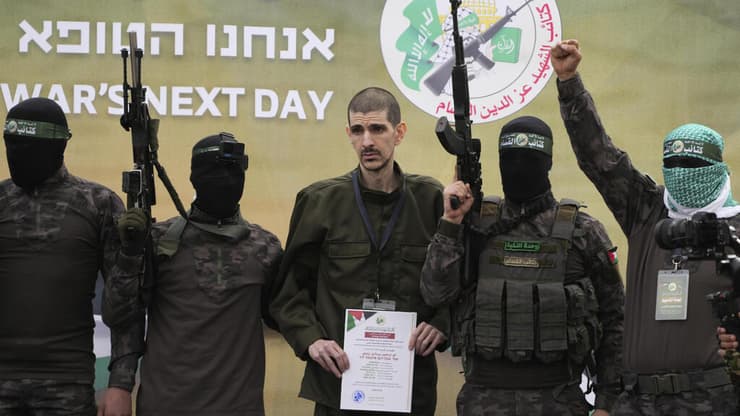 אור לוי (צילום: AP Photo/Abdel Kareem Hana) שחרור חטופים - פעימה חמישית