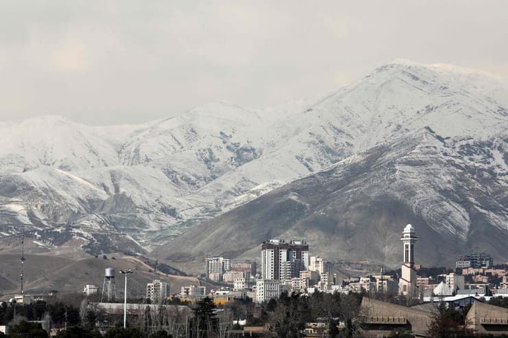 שלג ב טהרן איראן