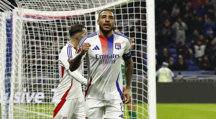 טוליסו חוגג