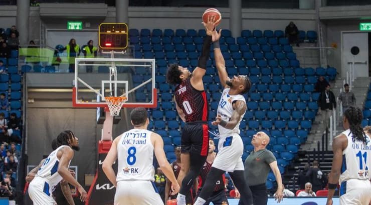 כריס סילבה מול ג'סטין סמית'