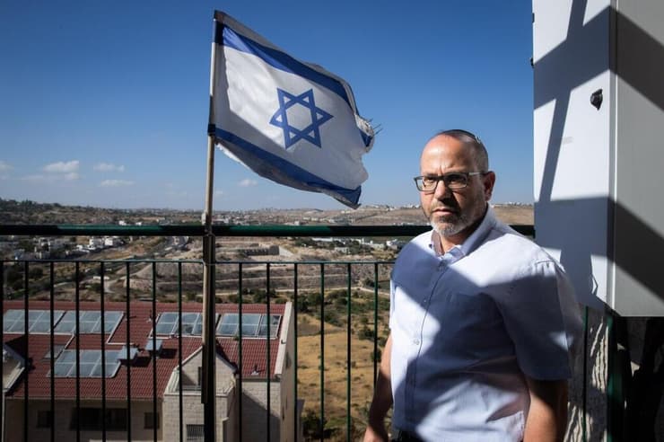 צביקה מור (צילום: אלכס קולומויסקי ) צביקה מור, אביו של איתן מור החטוף