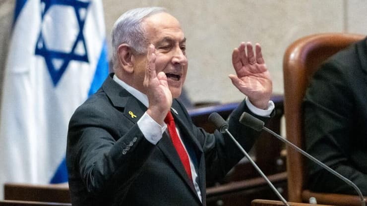 התקציב יעבור לפני חוק הפטור מגיוס? נתניהו במליאה, לקראת חודש גורלי (צילום: שלו שלום) בנימין נתניהו במליאת הכנסת