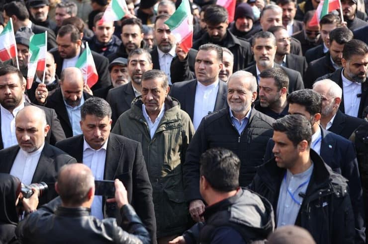 איראן חגיגות 46 שנה ל המהפכה האיסלאמית מהפכה איסלאמית