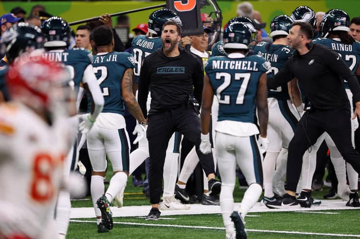 שחקני האיגלס חוגגים