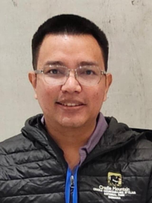 ד"ר פומוויט פוטקיאו