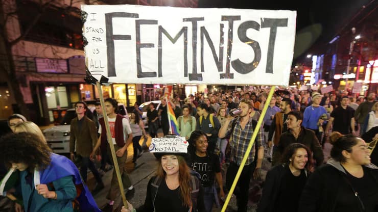 בהפגנה לאחר בחירת דונאלד טראמפ לנשיאות ב-2016