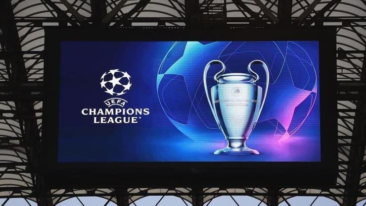 סוף עידן בכדורגל האירופי?     