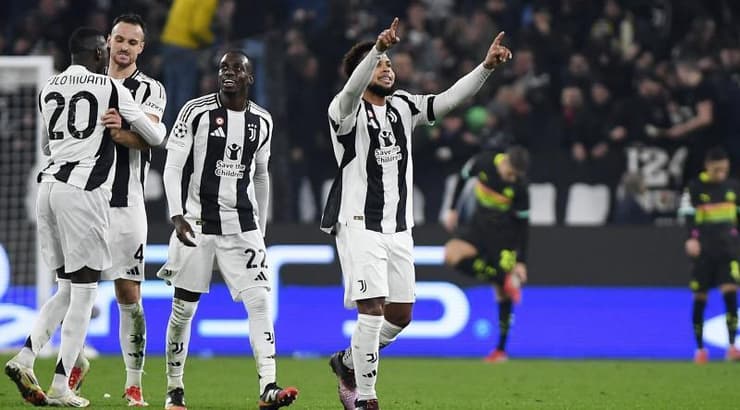 ווסטון מקני חוגג (רויטרס) ווסטון מקני חוגג