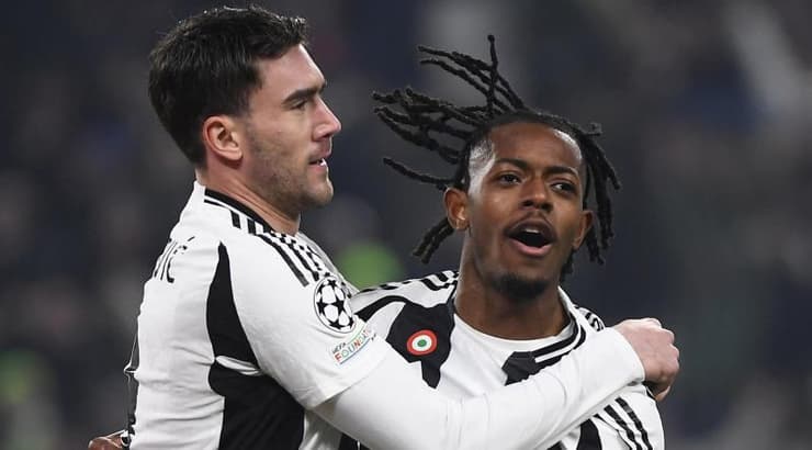 שחקני יובנטוס חוגגים (רויטרס) שחקני יובנטוס חוגגים