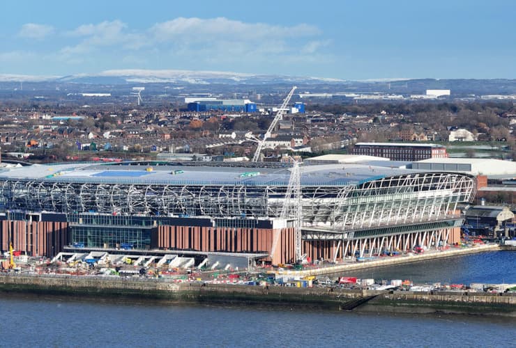 הבית החדש שנבנה על גדות המרסי