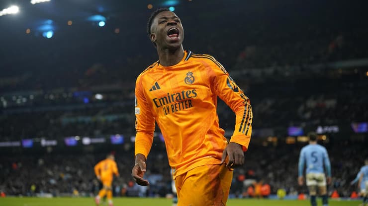 מבוקש בסעודיה. ויניסיוס (AP Photo/Dave Thompson) שחקן ריאל מדריד ויניסיוס