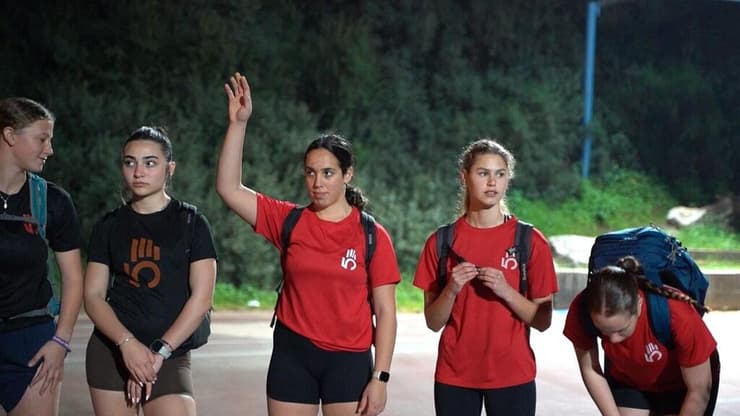 "יש פה דור מדהים" (אוריאל שאולזון) 5 אצבעות