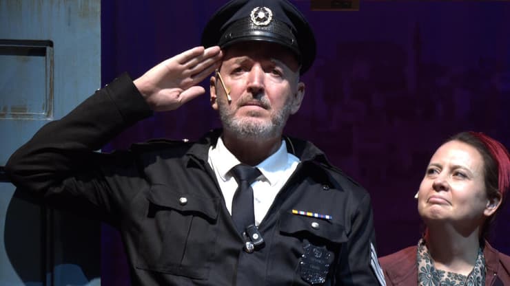 "בלדה לשוטר" מתוך הפרזנטציה של "השוטר אזולאי"