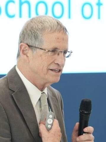 פרופ' חיים ביטרמן, דיקן בית הספר לרפואה באוניברסיטת חיפה