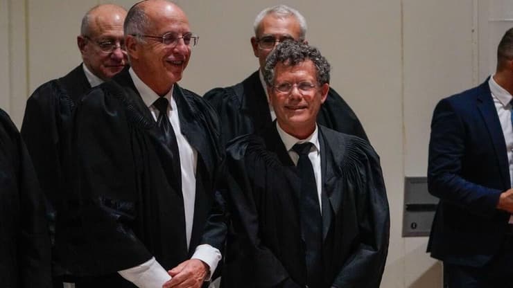 השבעת נשיא בית המשפט העליון הנכנס, יצחק עמית, בבית הנשיא