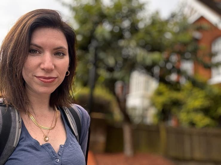 ענבר שניידר