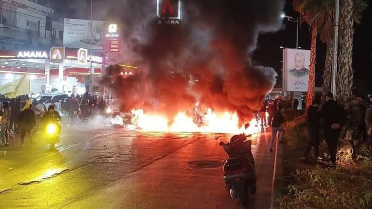 מחאות בכביש שדה התעופה של ביירות