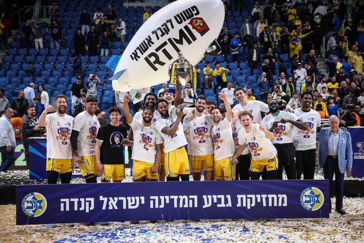 שחקני מכבי ת"א
