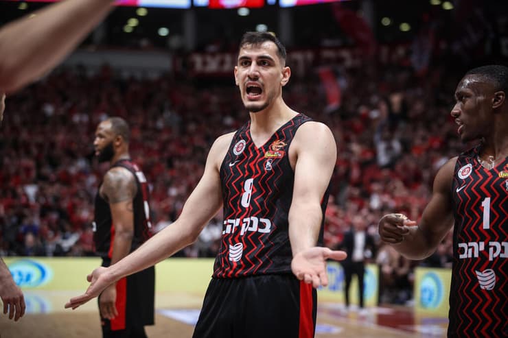שחקן הפועל ירושלים נועם דוברת