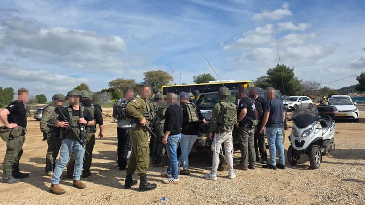 סריקות של כוחות הביטחון בישוב גן נר בהמשך לאירוע התקיפה של גבר בחצר ביתו עם גרזן