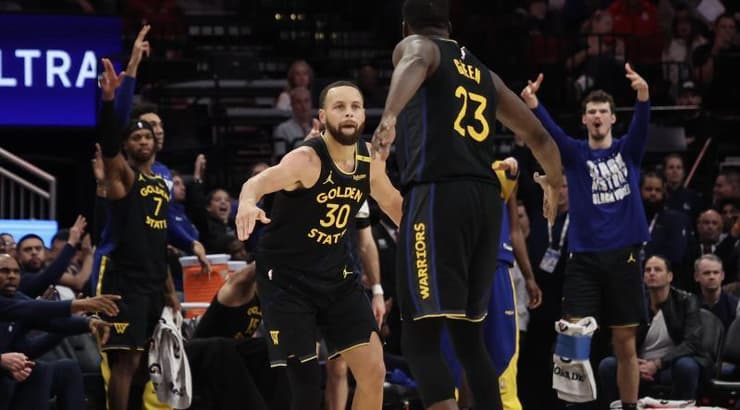 סטף קרי ודריימונד גרין (רויטרס) סטף קרי ודריימונד גרין