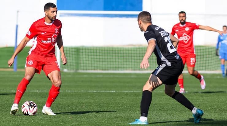 אחמד עאבד מול אחמד טאהא (שחר גרוס) אחמד עאבד מול אחמד טאהא