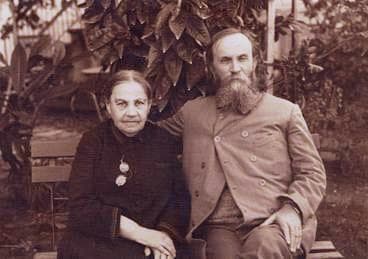 יהושע ואולגה חנקין ב-1930