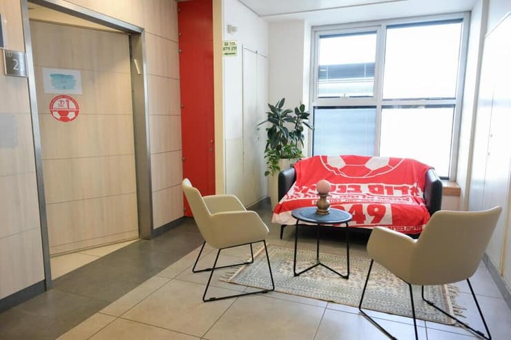 החדר שמחכה ליאיר הורן באיכילוב (צילום: מעיין טואף / לע"מ) החדר שמחכה ליאיר הורן באיכילוב