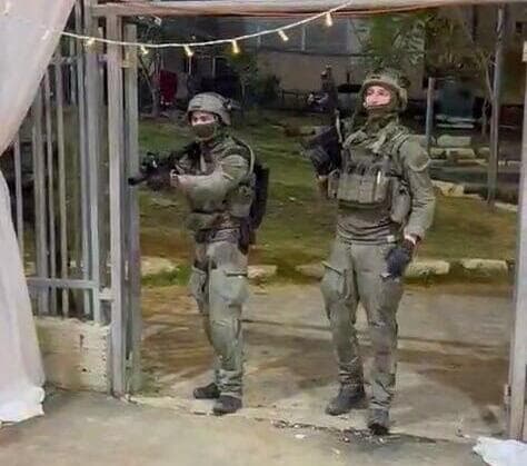 מסתערבי החטיבה הטקטית במג"ב ובלשי מחוז מרכז עוצרים חמושים אשר ירו בחתונה ותקפו שוטרים