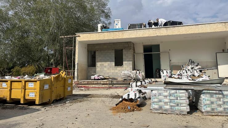 עבודות בנייה ושיקום פיזי בקיבוץ נירים 