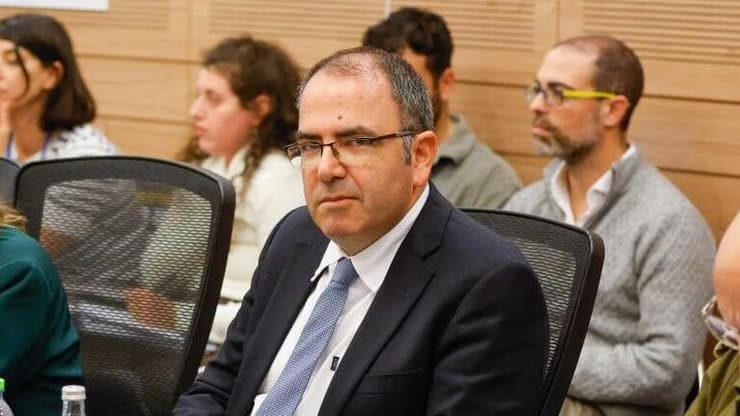 עו"ד גיל לימון. "תכליתן של הצעות החוק היא שינוי פניו של השירות הציבורי במדינת ישראל" (צילום: נועם מושקוביץ, דוברות הכנסת ) דיון בוועדת חוץ וביטחון על חוק הפטור מגיוס