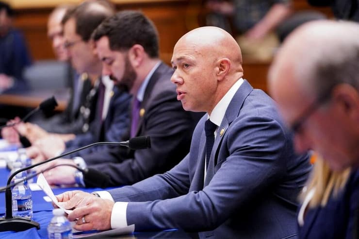 בריאן מאסט בקונגרס באמריקני 