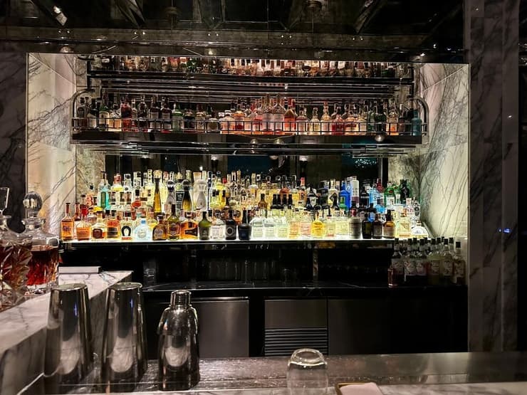 הבר במלון קפלה בנגקוק