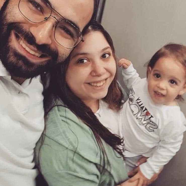 ברק משולם ז״ל אישתו אריאלה והילדים הבת עלמא והבן ליאו