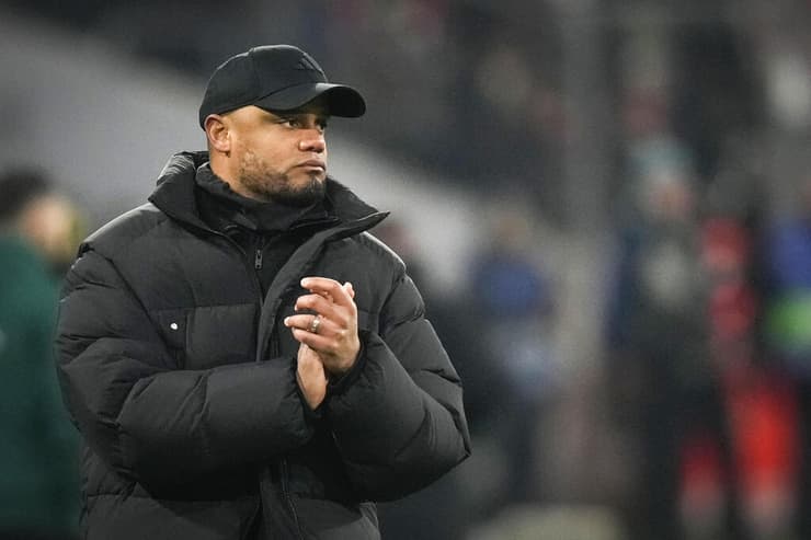 "התוצאה היא הדבר החשוב ביותר". וינסנט קומפני (AP Photo/Matthias Schrader) מאמן באיירן מינכן וינסנט קומפני