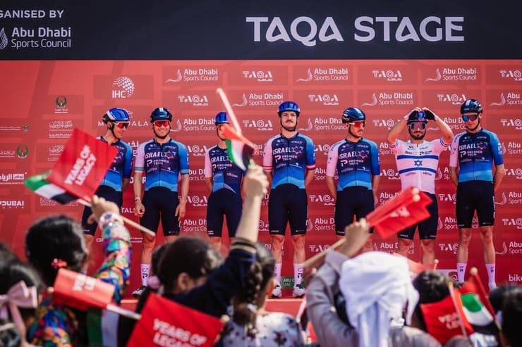 "ישראל פרמייר טק" לפני היציאה לקטע הרביעי (צילום: נועה ארנון) "ישראל פרמייר טק" על קו הזינוק