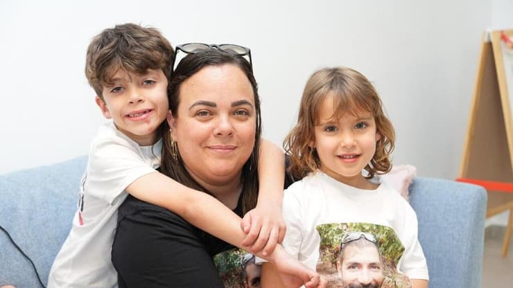 משפחתו של תמיר אדר ז"ל - יעל, הדס והילדים