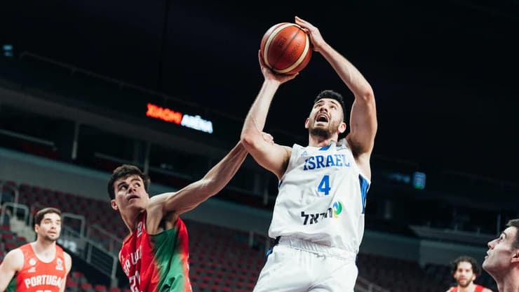 שחקן נבחרת ישראל גור לביא