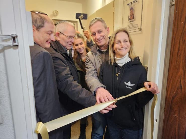 טקס חנוכת "בית רואי" (צילום: איציק כהן) טקס חנוכת "בית רואי"