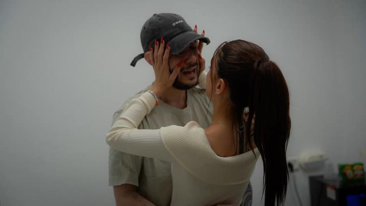 אלי-ה כהן נפגש עם בת זוגו, זיו עבוד, לראשונה