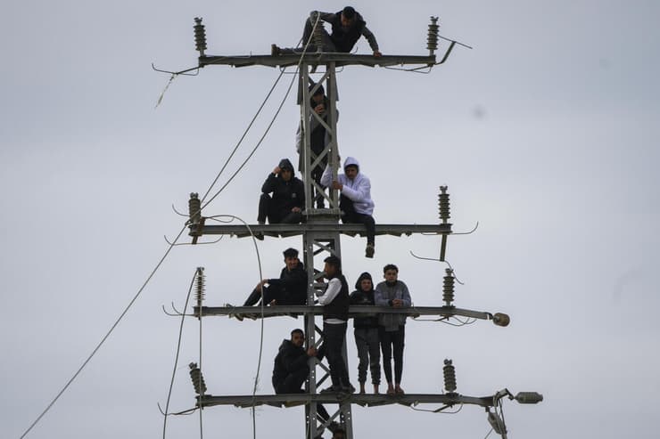 רגעי שחרור החטופים בפעימה השביעית